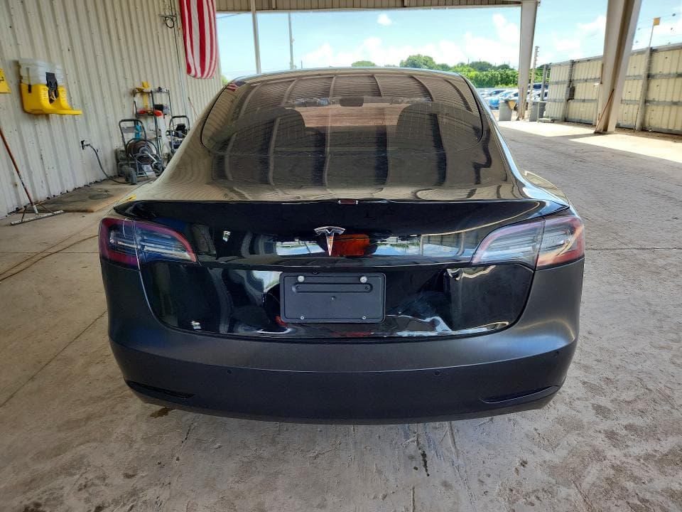 2020 TESLA MODEL 3 6