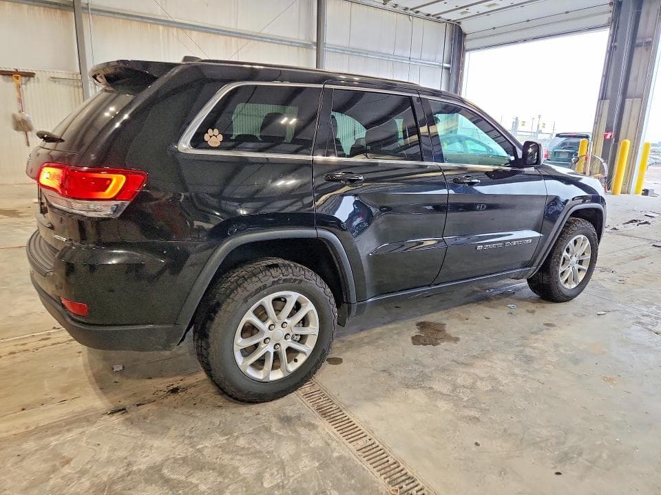 2022 JEEP GRAND CHEROKEE LAREDO E 3