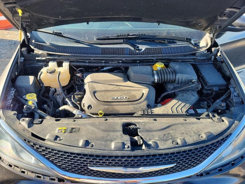 2017 CHRYSLER PACIFICA TOURING L 12