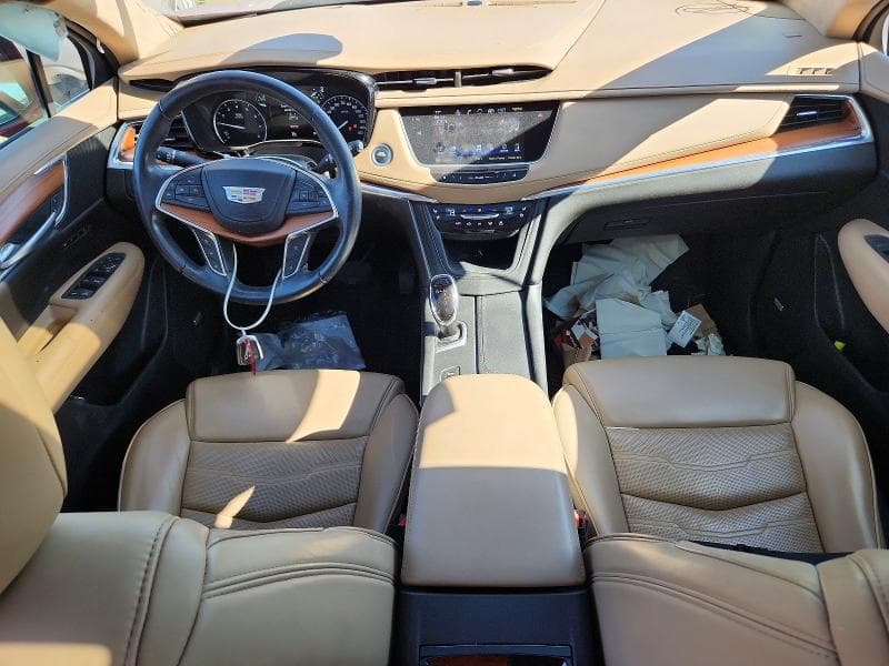 2019 CADILLAC XT5 PLATINUM 8