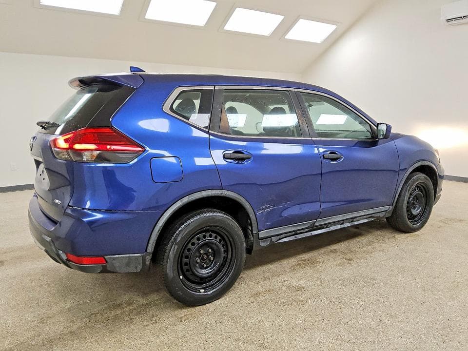 2017 NISSAN ROGUE S 3