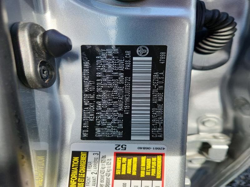 2018 TOYOTA CAMRY SE 12