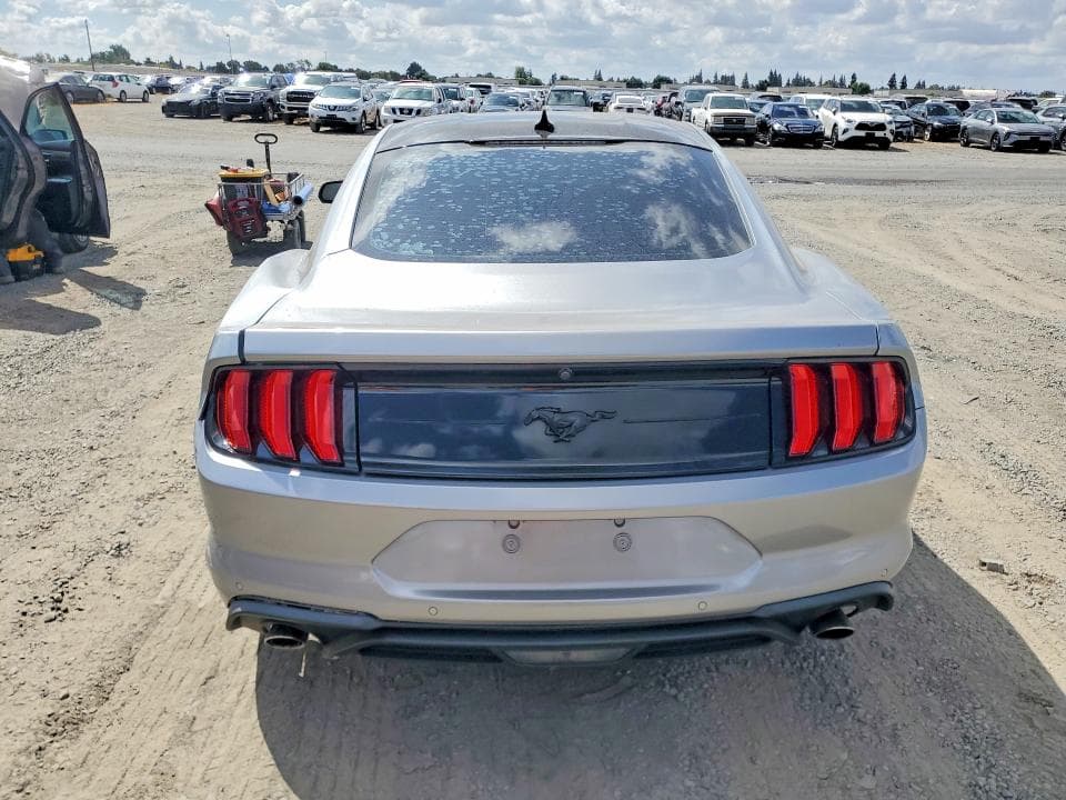 2022 FORD MUSTANG 6
