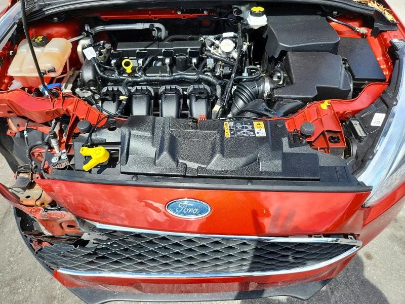 2018 FORD FOCUS SE 11