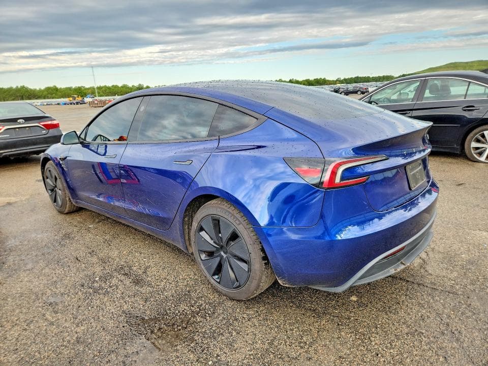 2024 TESLA MODEL 3 2