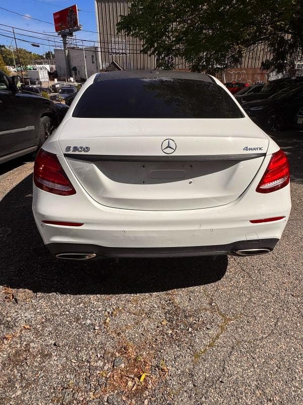 2017 MERCEDES-BENZ E 300 4MATIC 6