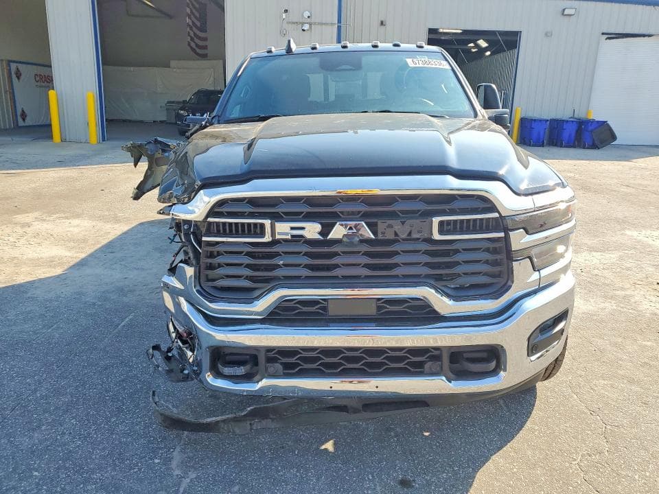 2025 RAM 2500 TRADESMAN 5