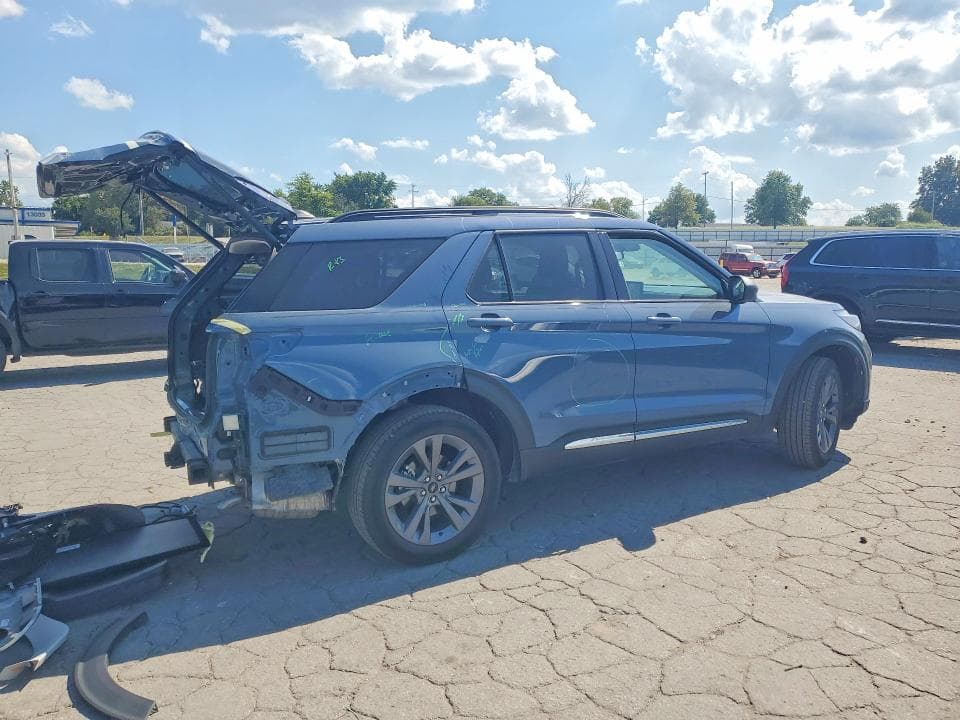 2025 FORD EXPLORER 3