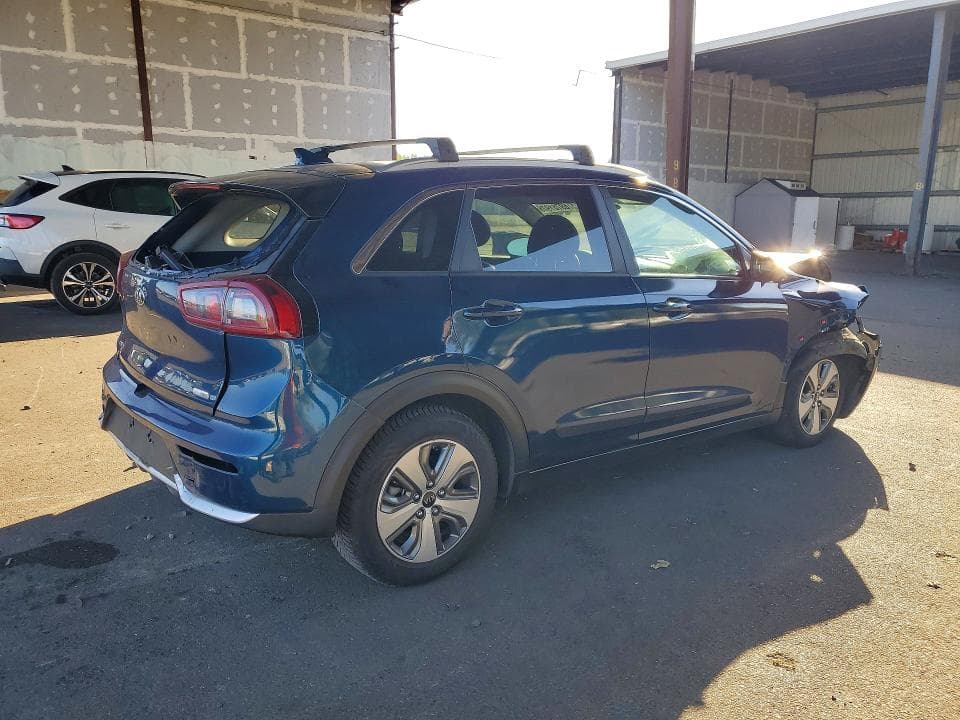 2019 KIA NIRO LX 3