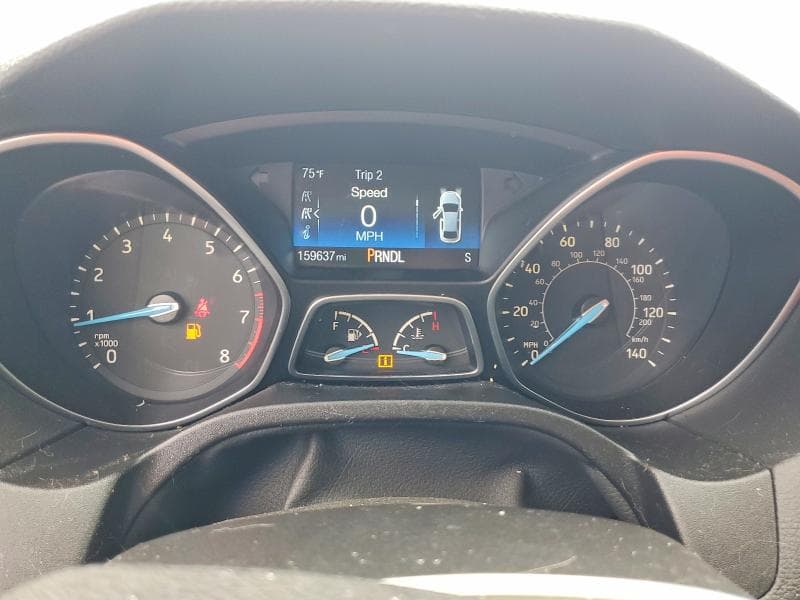 2017 FORD FOCUS SE 9