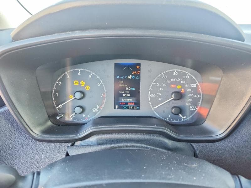 2025 TOYOTA COROLLA LE 9