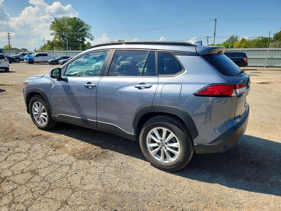 2023 TOYOTA COROLLA CROSS LE 2