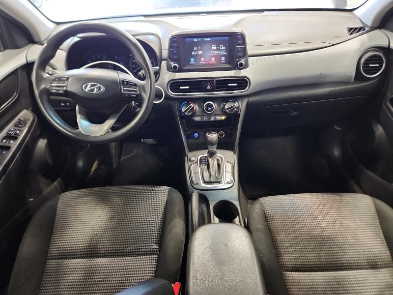 2020 HYUNDAI KONA SE 8