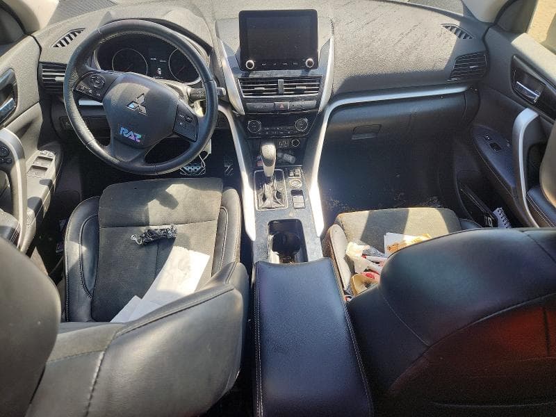 2022 MITSUBISHI ECLIPSE CROSS SE 8