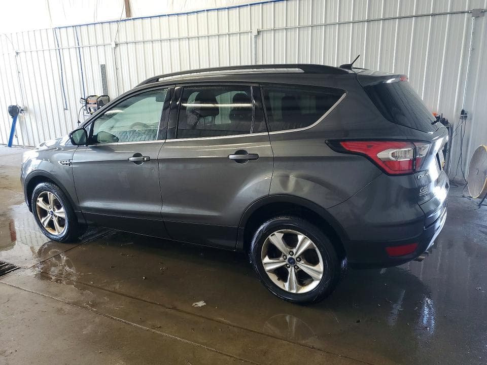 2017 FORD ESCAPE SE 2