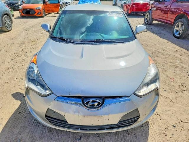 2017 HYUNDAI VELOSTER BASE 5