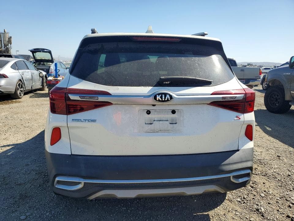 2021 KIA SELTOS S 6