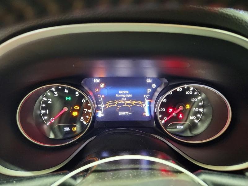 2019 JEEP COMPASS LATITUDE 9