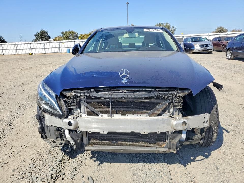 2017 MERCEDES-BENZ C 300 5