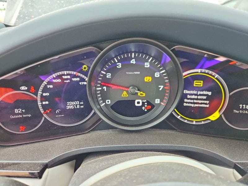 2022 PORSCHE CAYENNE 9