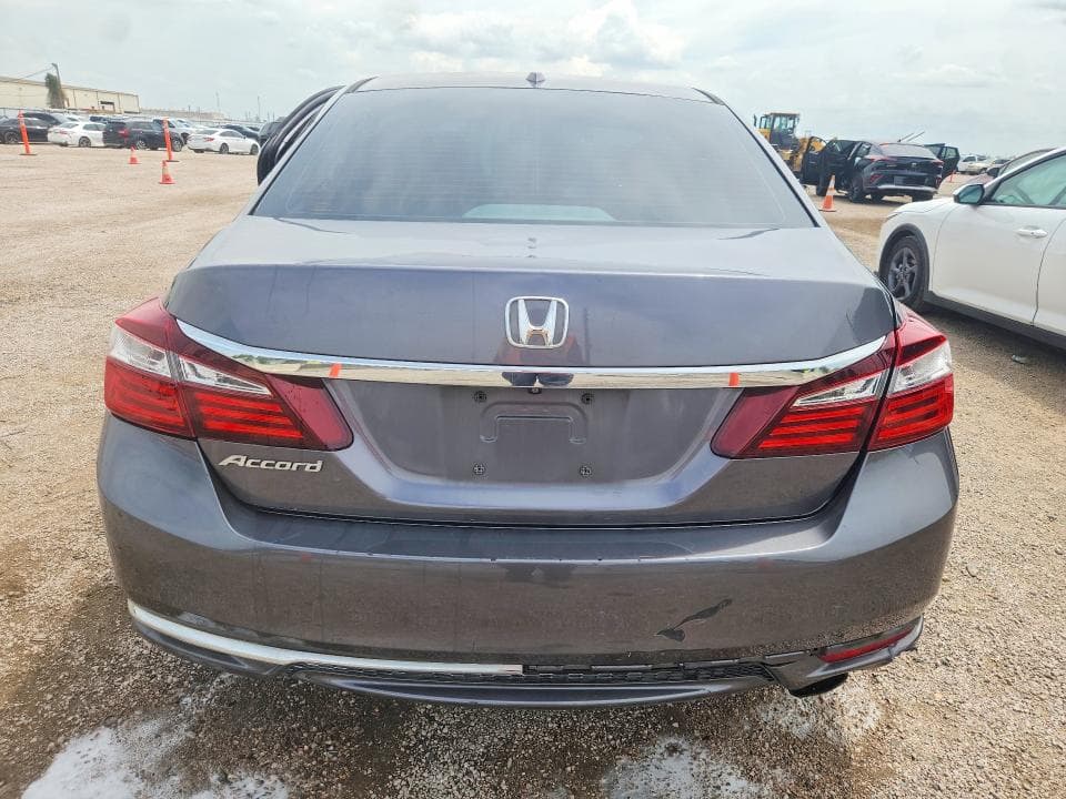 2017 HONDA ACCORD EX 6