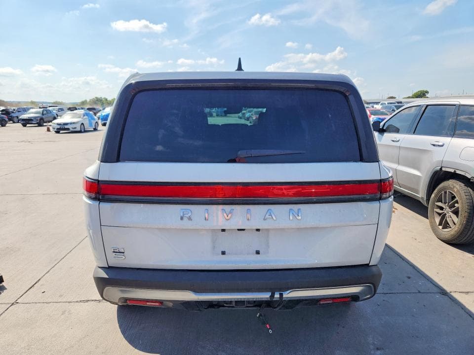 2023 RIVIAN R1S ADVENTURE 6
