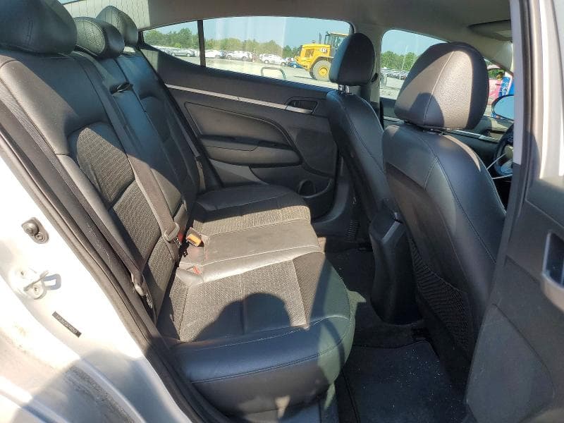 2019 HYUNDAI ELANTRA LIMITED 10
