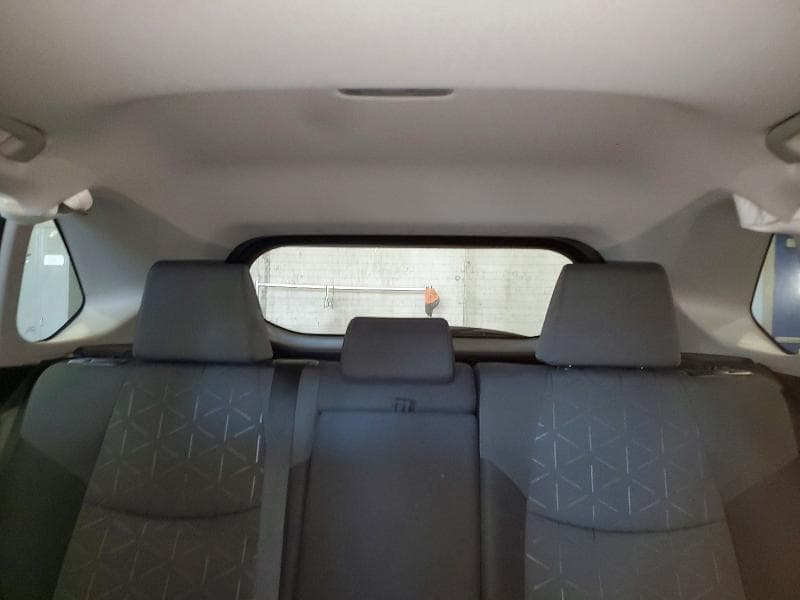 2021 TOYOTA RAV4 XLE 10