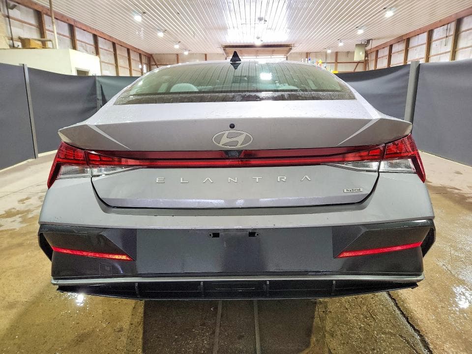 2025 HYUNDAI ELANTRA LIMITED 6