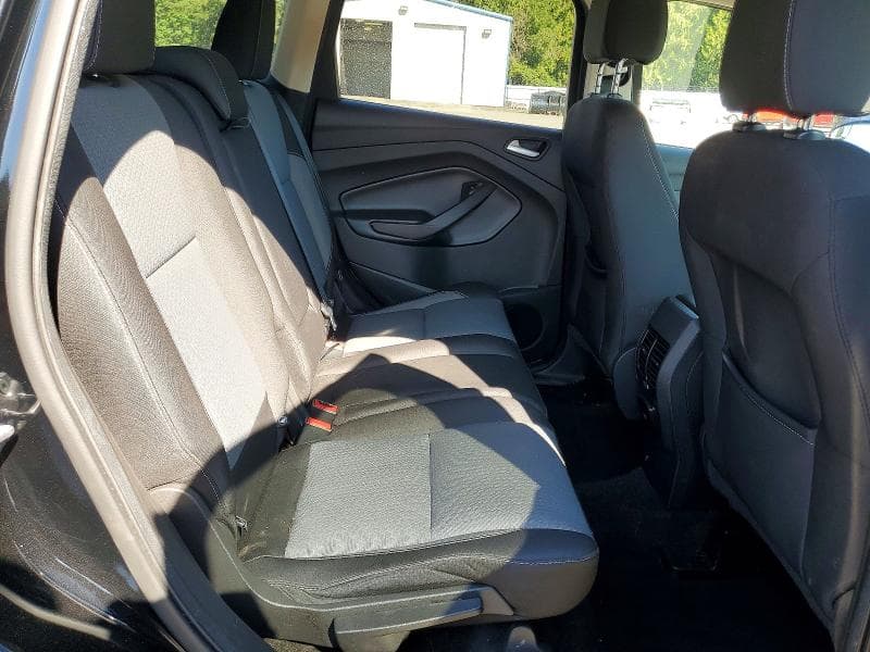 2017 FORD ESCAPE SE 11