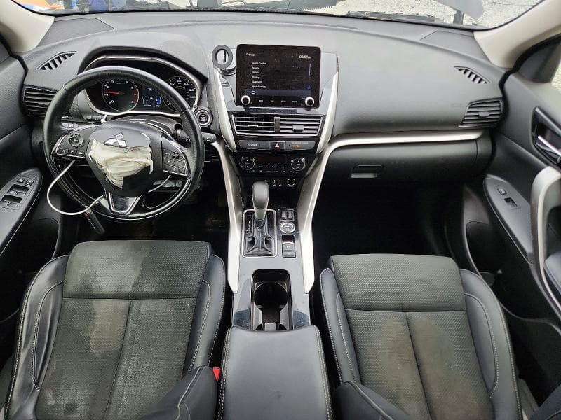 2024 MITSUBISHI ECLIPSE CROSS SE 8