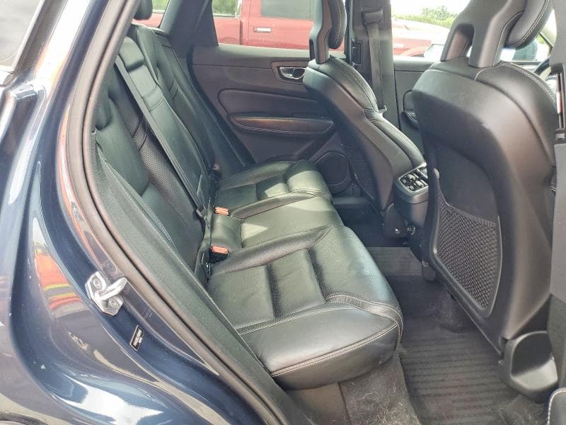 2018 VOLVO XC60 T6 INSCRIPTION 11