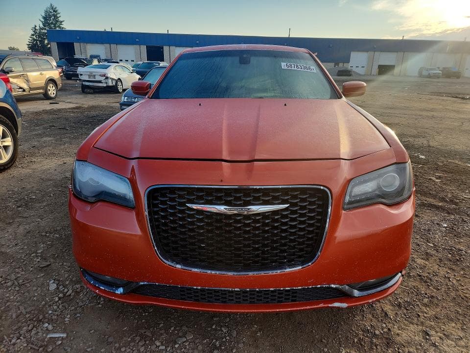 2019 CHRYSLER 300 S 5