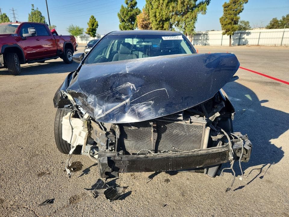 2017 TOYOTA CAMRY SE 5