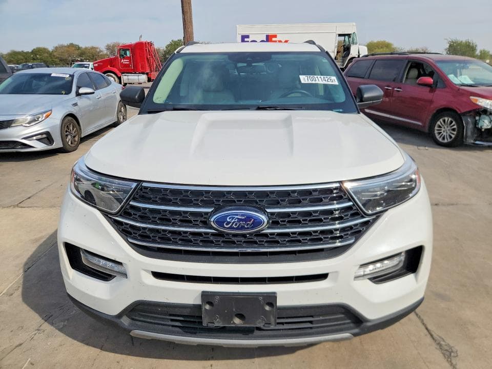 2021 FORD EXPLORER XLT 5