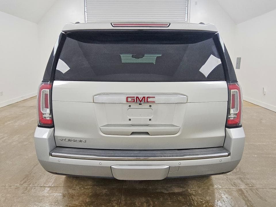 2017 GMC YUKON DENALI 6