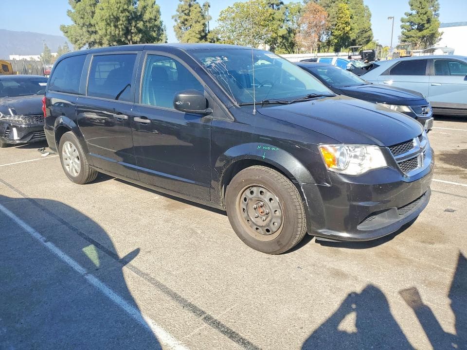 2019 DODGE GRAND CARAVAN SE 4