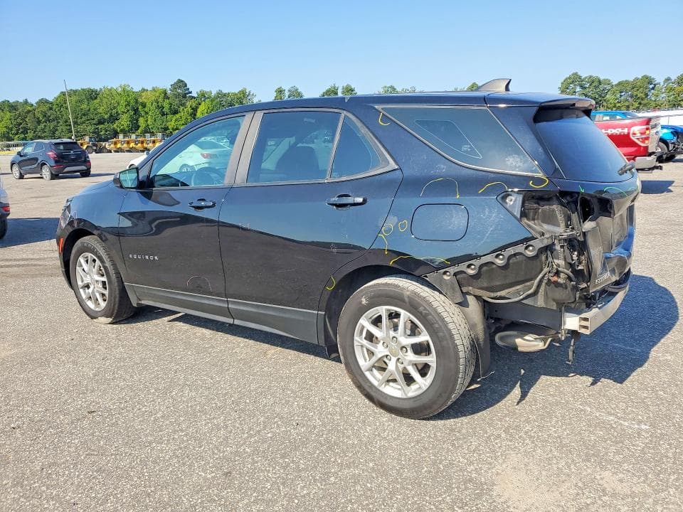 2022 CHEVROLET EQUINOX LS 2