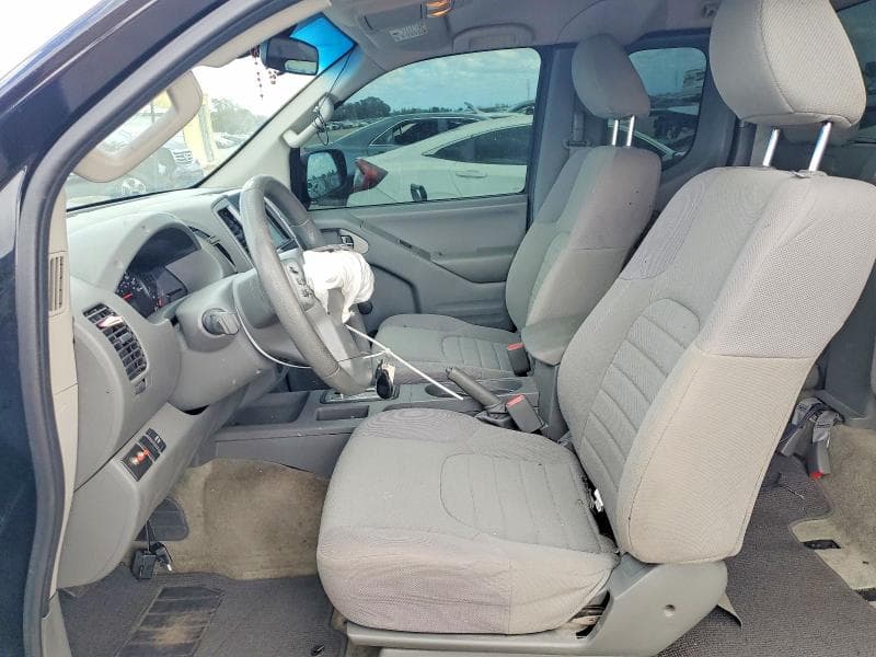 2017 NISSAN FRONTIER S 7