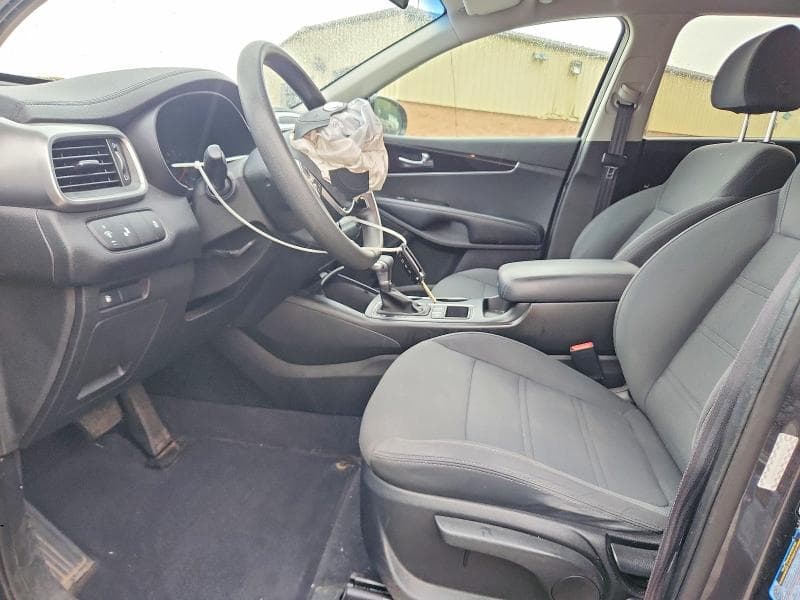 2020 KIA SORENTO LX 7