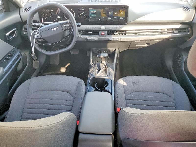2025 KIA K4 EX 8