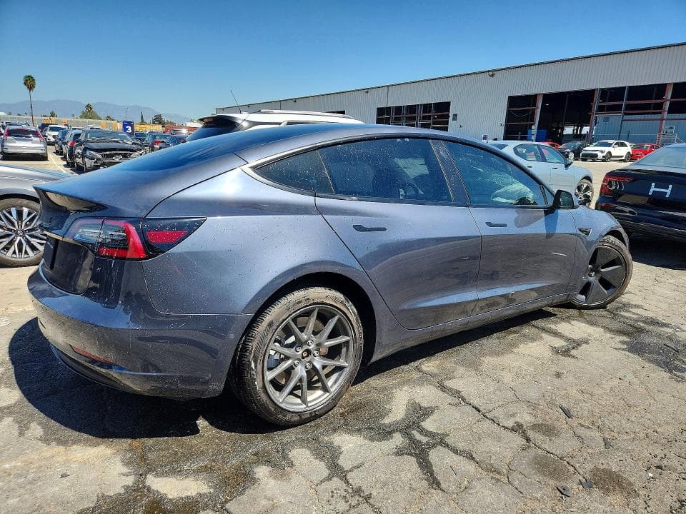 2022 TESLA MODEL 3 3