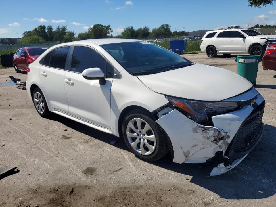 2020 TOYOTA COROLLA LE 4