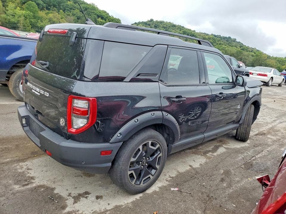 2021 FORD BRONCO SPORT OUTER BANKS 3