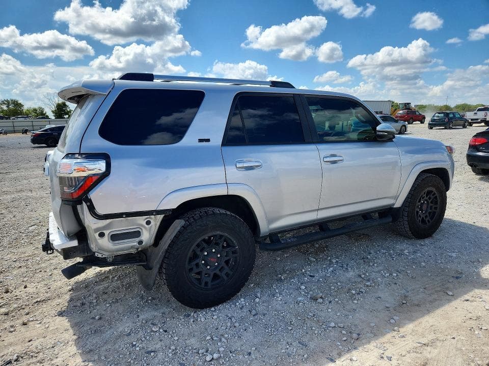 2020 TOYOTA 4RUNNER SR5 PREMIUM 3