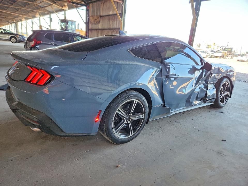 2024 FORD MUSTANG 3