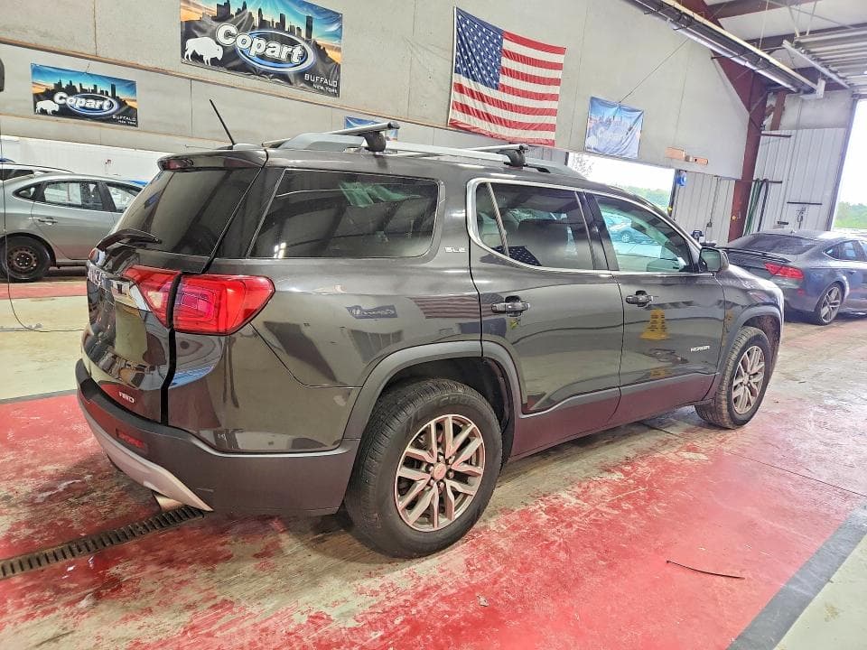 2018 GMC ACADIA SLE 3