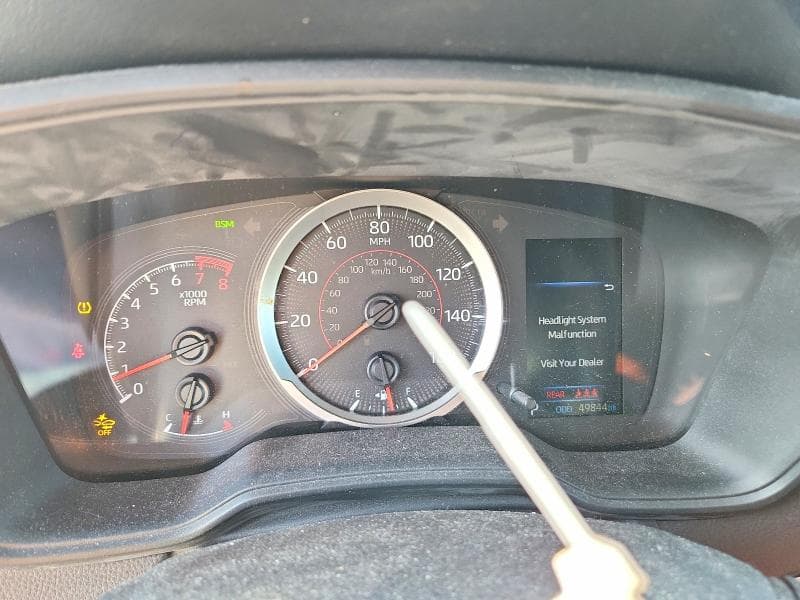 2021 TOYOTA COROLLA SE 9