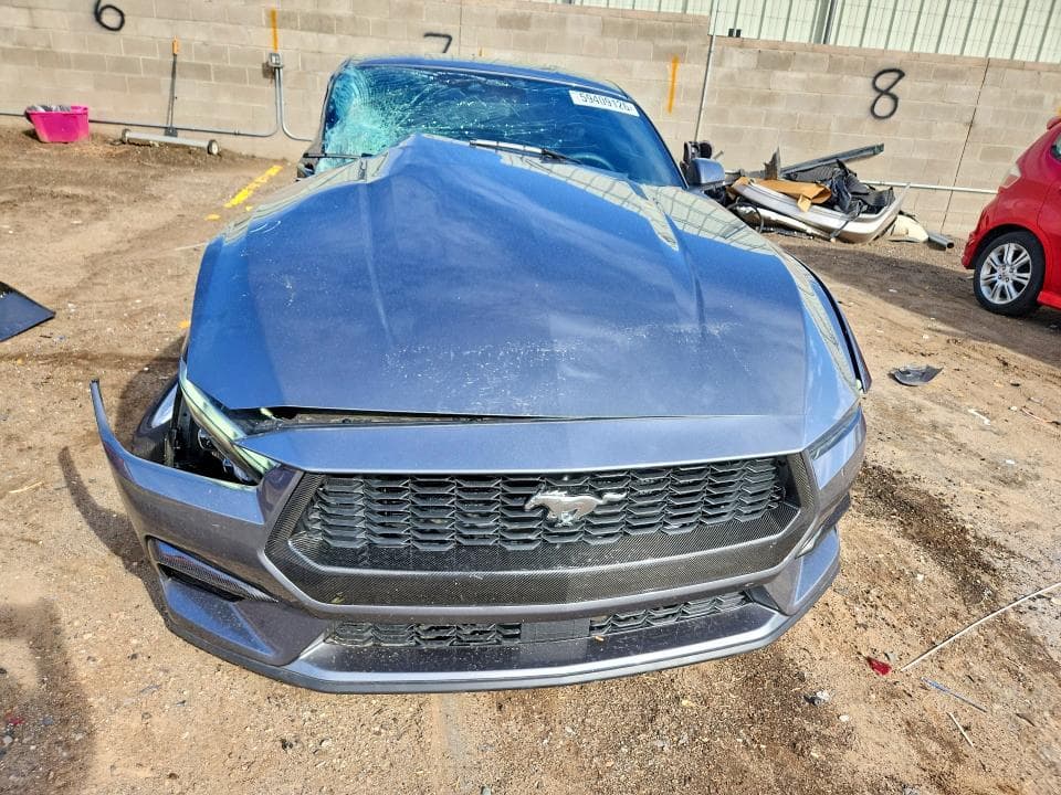 2026 FORD MUSTANG 5