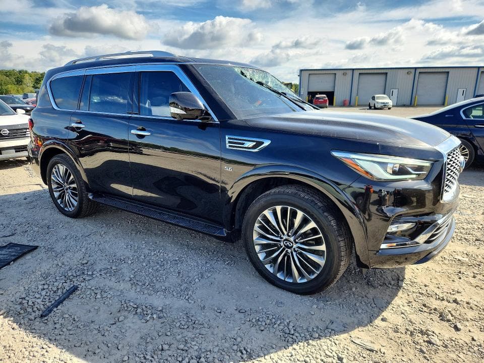 2019 INFINITI QX80 LUXE 4